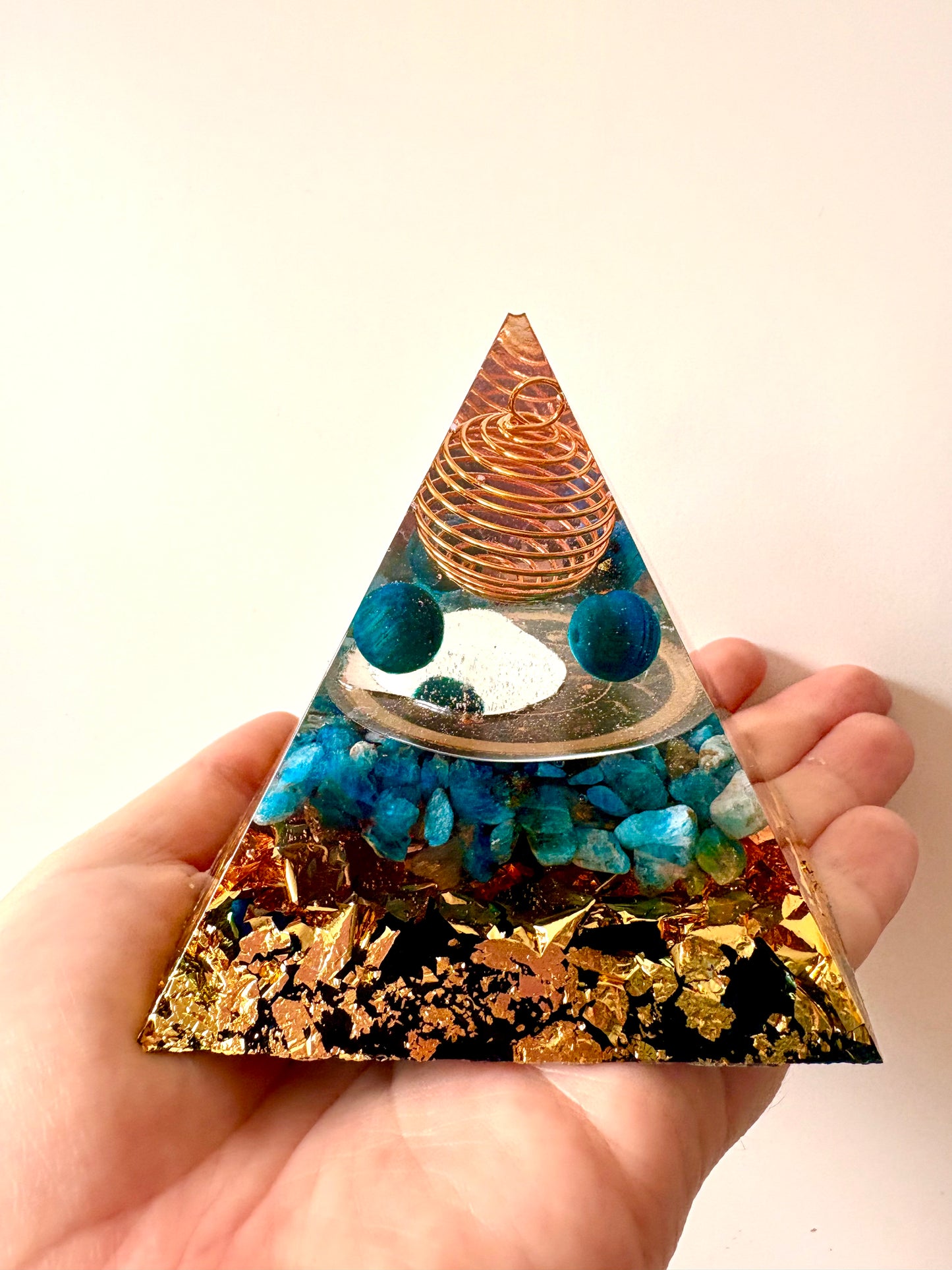 Piramid “Universe” - Medium