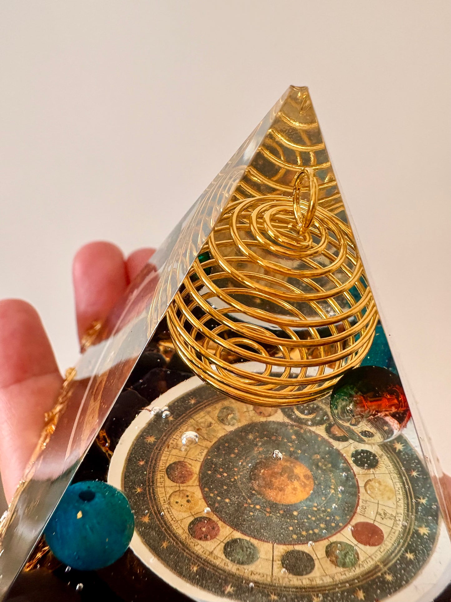 Piramid  “Universe” - Large